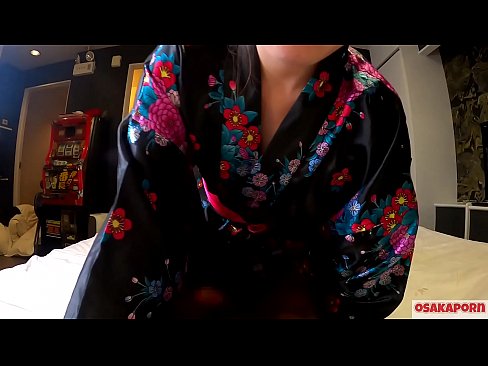 ❤️ Keçika ciwan a cosplay ji seksê hez dike ku bi orgazmê bi şûjinek di hespêk û blowjob de. Keçika Asyayî ya bi pisîka porî û bi cil û bergên kevneşopî yên Japonî di vîdyoya amator de ku masturbasyona bi pêlîstokên qijikê nîşan dide. Sakura 3 OSAKAPORN. ❤️❌ Vîdyoyê porno li porno ku.myteporn.ru ❌️❤